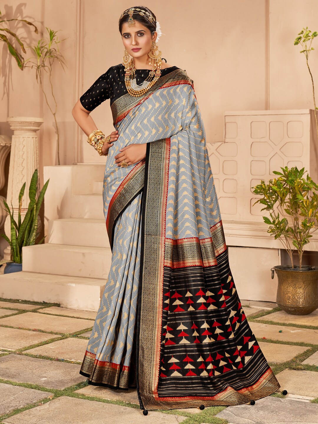 

Saree mall Striped Zari Silk Blend Banarasi Saree, Grey