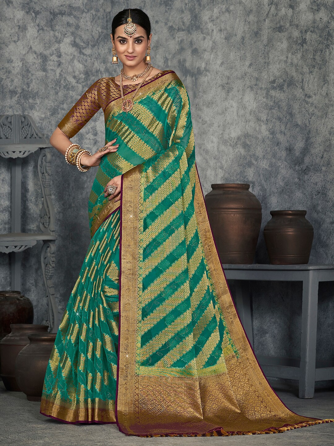

Saree mall Floral Woven Design Zari Organza Kanjeevaram Sarees, Green