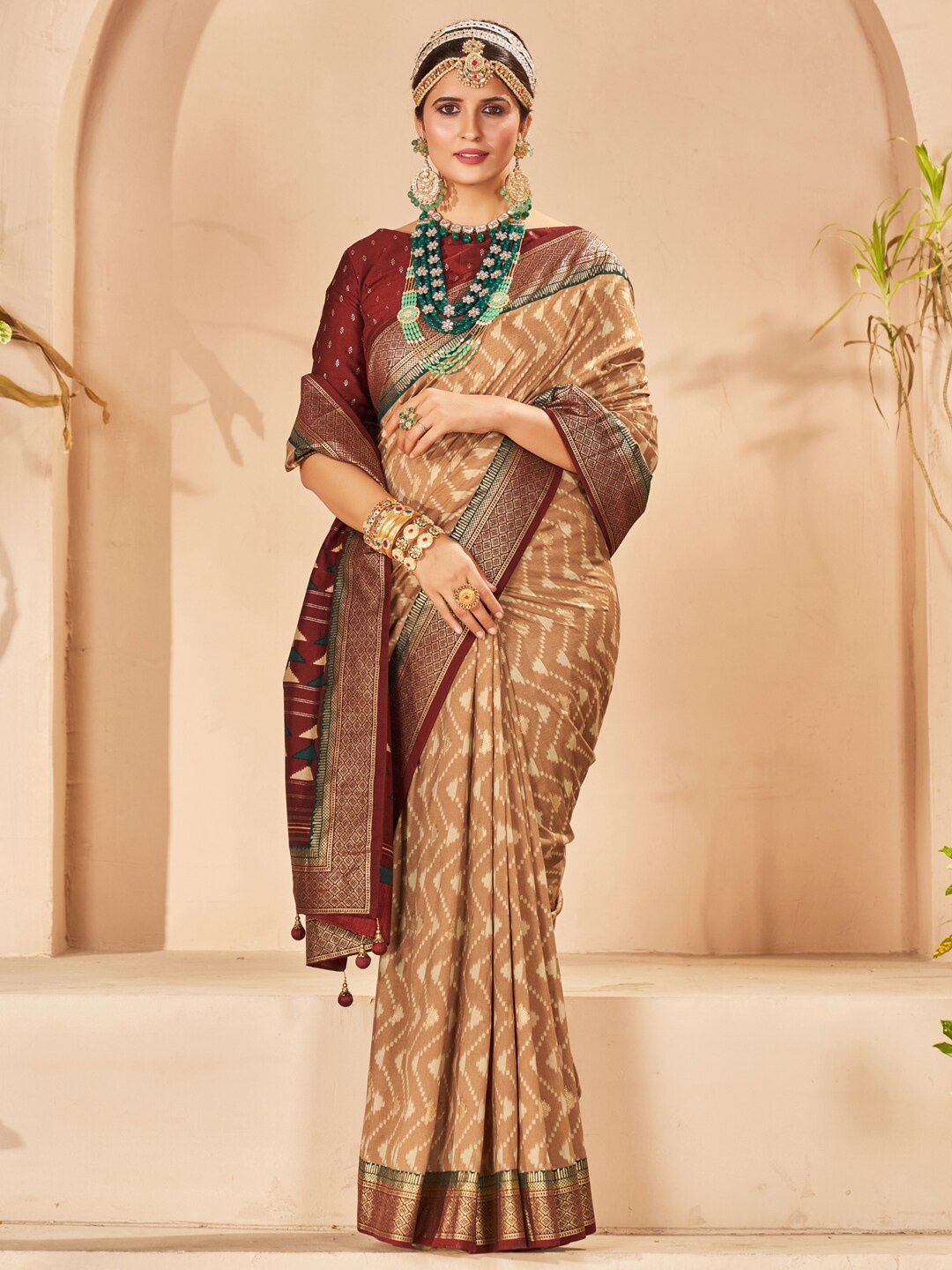 

Saree mall Geometric Printed Zari Silk Blend Banarasi Sarees, Beige