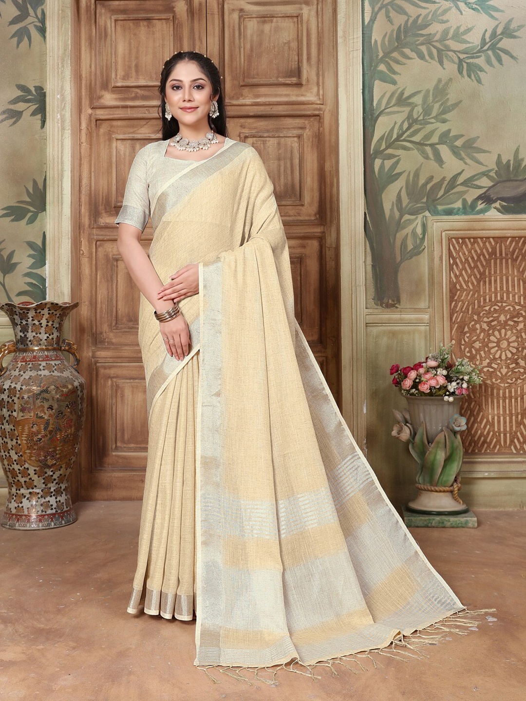 

GAJARAI Zari Pure Linen Saree, Yellow