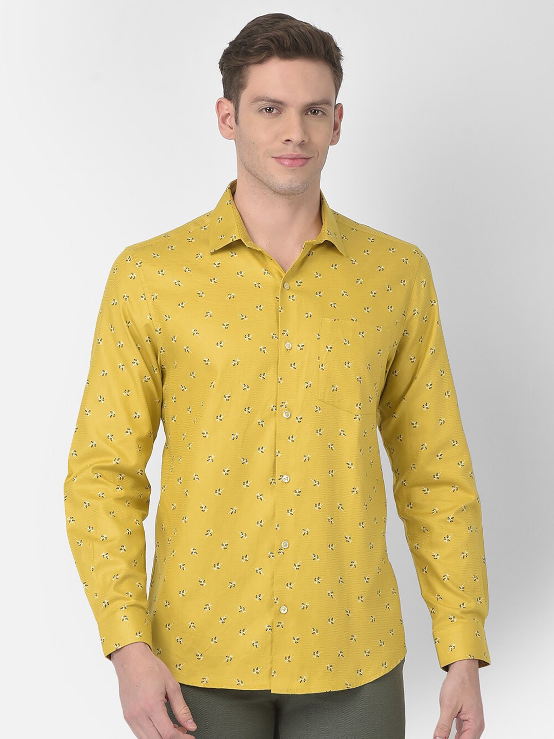 

Turtle Modern Slim Fit Conversational Printed Pure Cotton Casual Shirt, Yellow