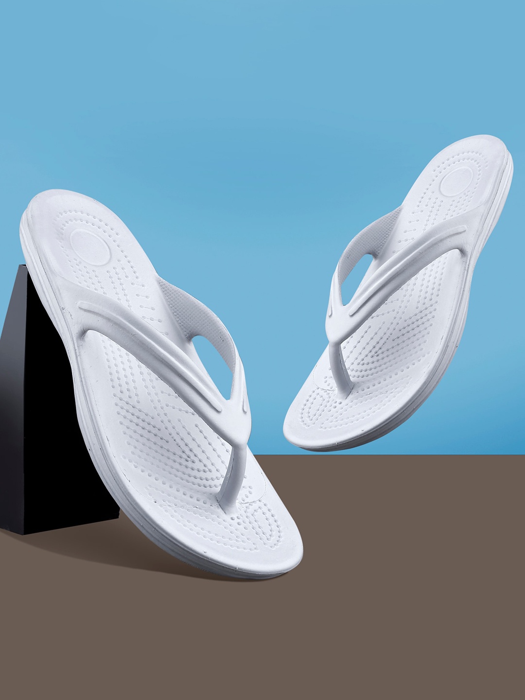 

sneakers villa Kids Textured Thong Flip-Flops, Grey