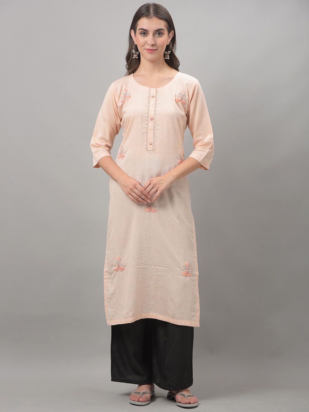 

Dollar Missy Round Neck Ethnic Motifs Embroidered Beads And Stones Straight Cotton Kurta, Peach