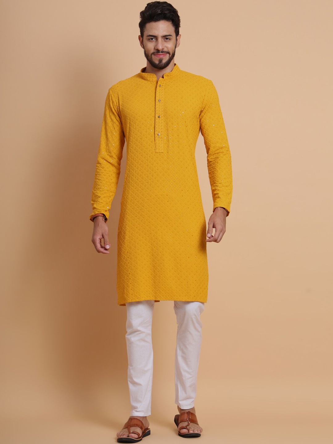 

SWAGG INDIA Mandarin Collar Ethnic motif Embroidered Thread Work Kurta, Mustard