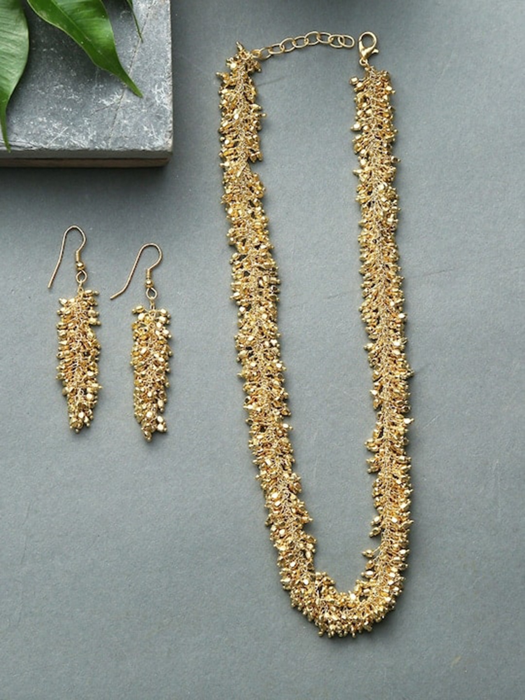

Infuzze Gold-Plated Necklace Set