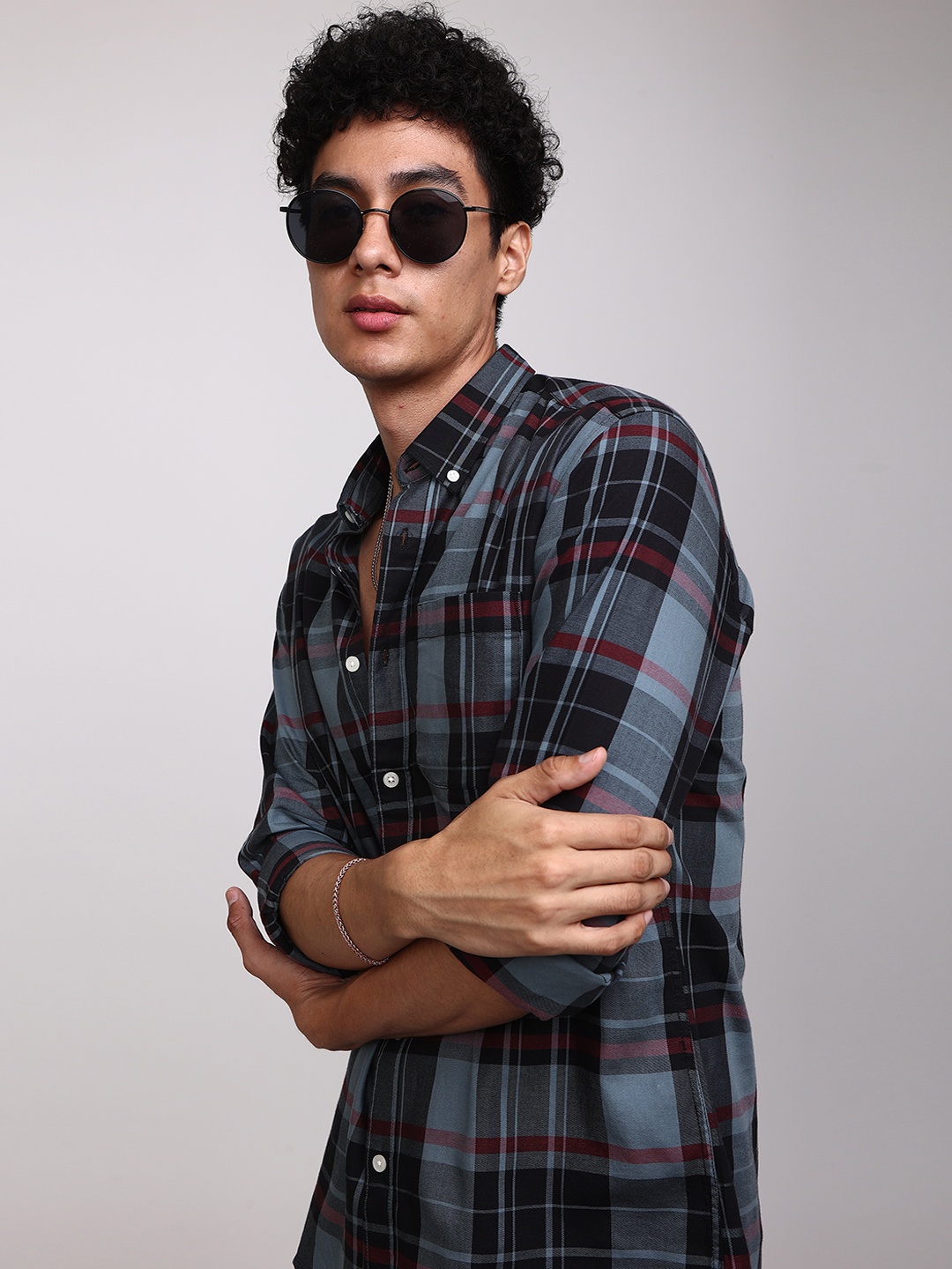 

Snitch Grey Standard Slim Fit Tartan Checked Button Down Collar Pure Cotton Casual Shirt