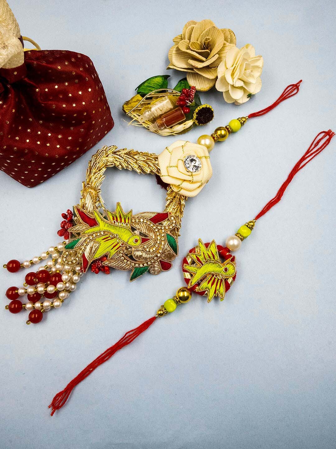 

StileAdda Unisex Set Of 2 Beaded Bhai Bhabhi Rakhi With Roli Chawal, Gold