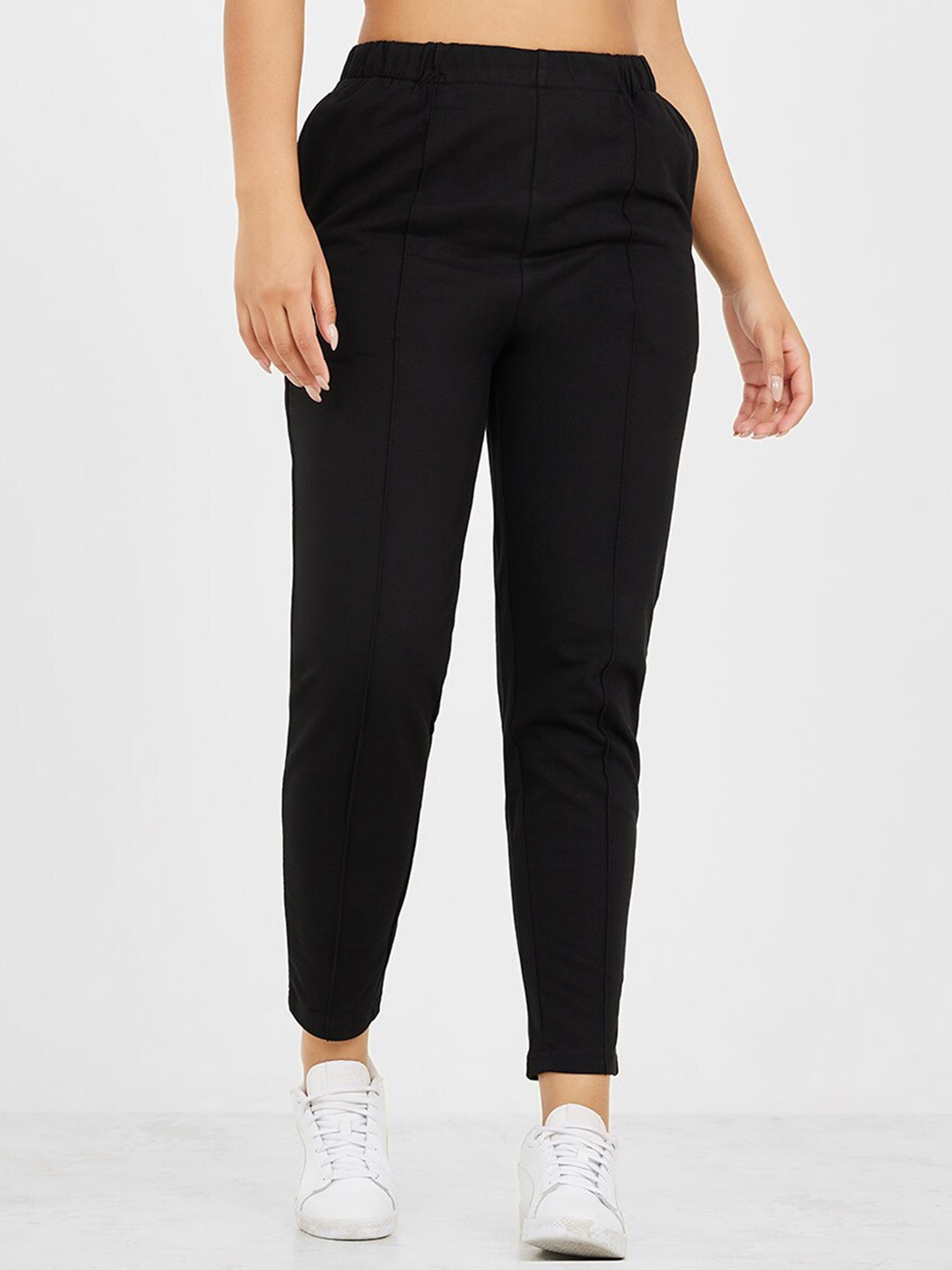

Styli Women Mid-Rise Pure Cotton Track Pants, Black