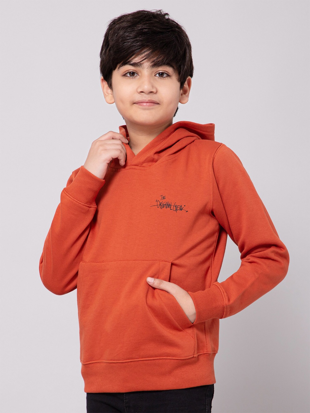 

Alan Jones Boys Hooded Pullover Sweatshirt, Red