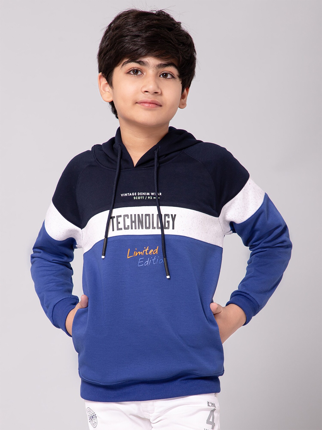 

Alan Jones Boys Colourblocked Hooded Pullover Sweatshirt, Blue