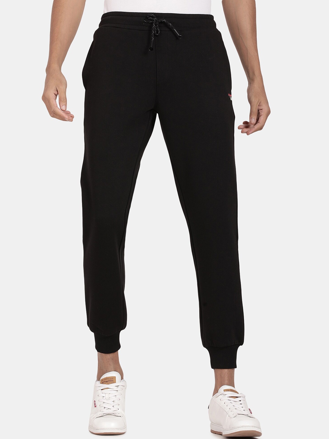

t-base Men Mid-Rise Joggers, Black