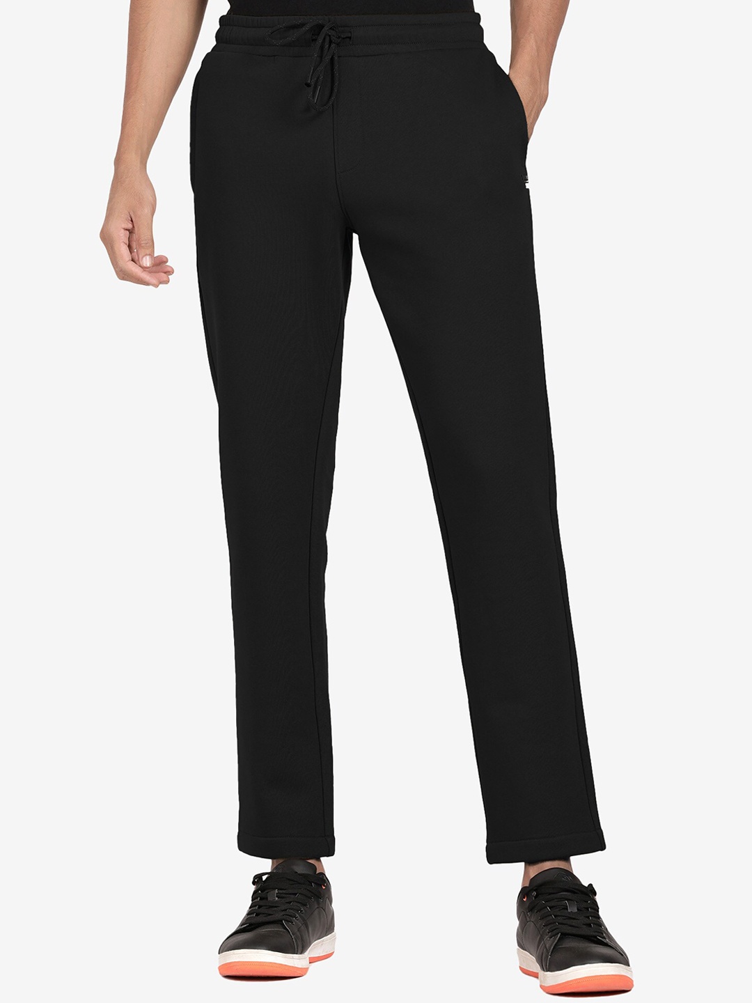 

t-base Men Mid Rise Track Pants, Black