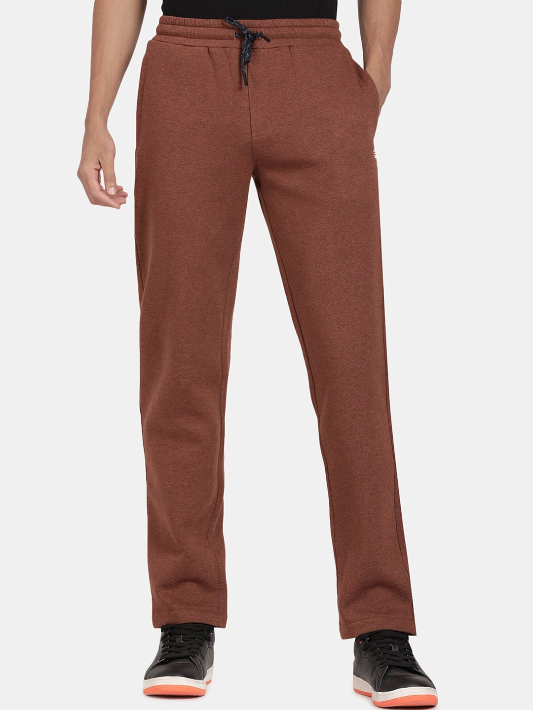 

t-base Men Mid-Rise Track Pants, Rust