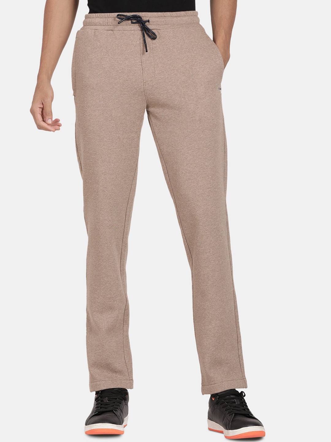 

t-base Men Track Pants, Brown