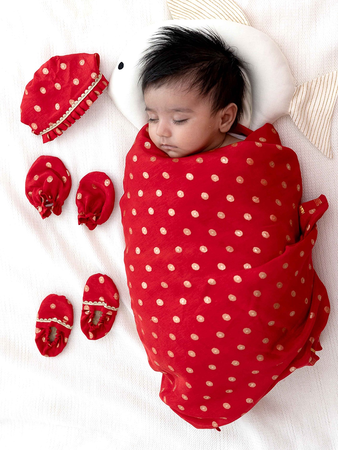 

Tiber Taber Infant Kids Printed Baby Apparel Gift Set, Red