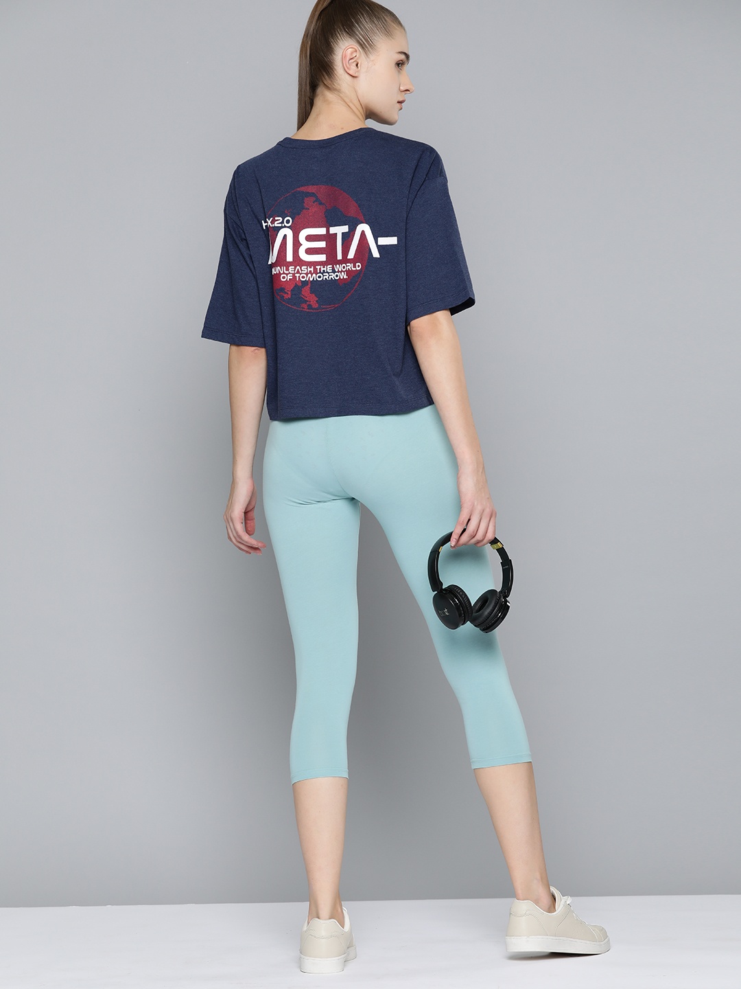 

HRX by Hrithik Roshan Women Typography Printed Drop-Shoulder Sleeves Boxy T-shirt, Navy blue