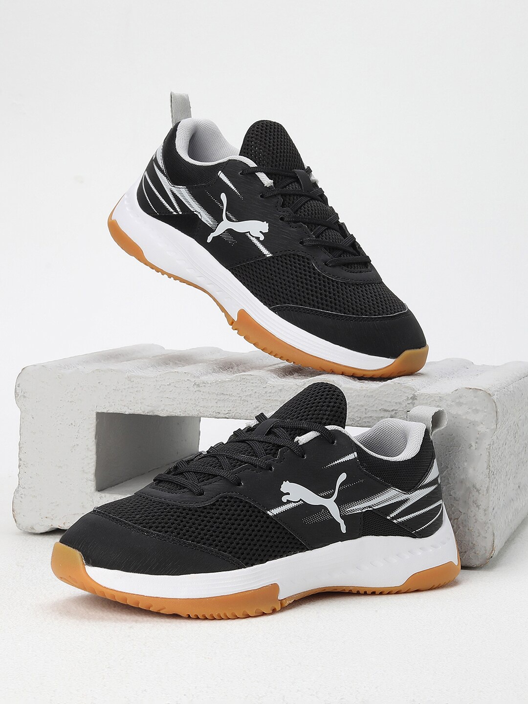 

Puma Kids Varion II Badminton Shoes, Black