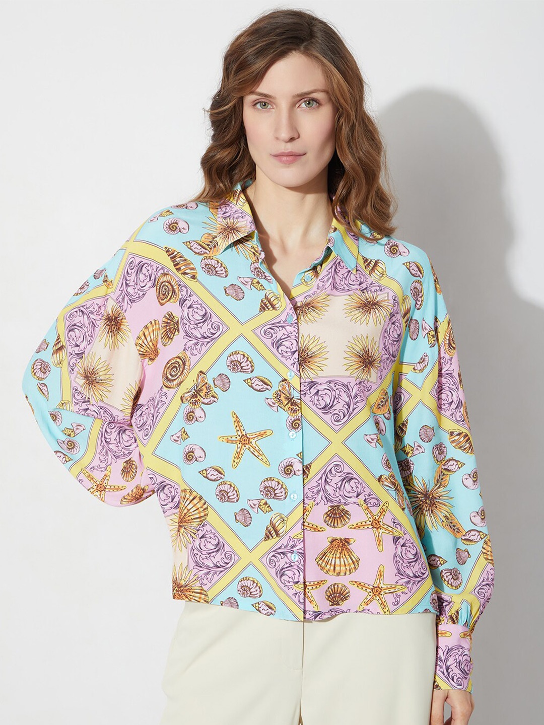 

Vero Moda Graphic Printed Casual Shirt, Blue