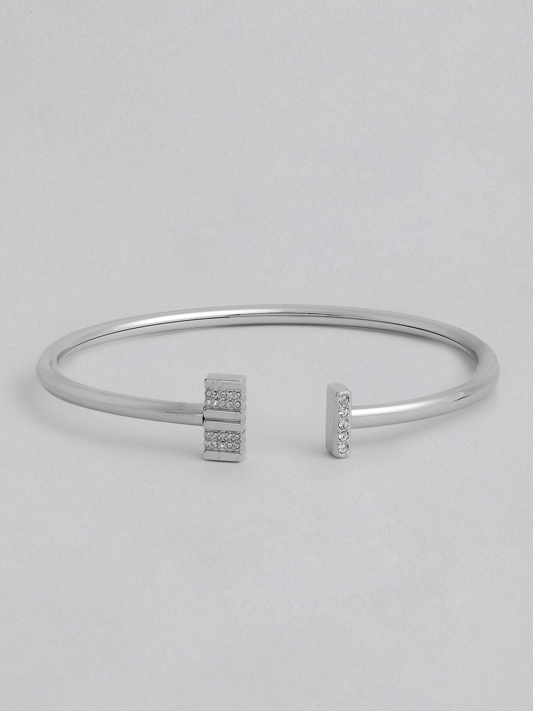 

Calvin Klein Women Minimalistic Crystal Studded Bangle, Silver