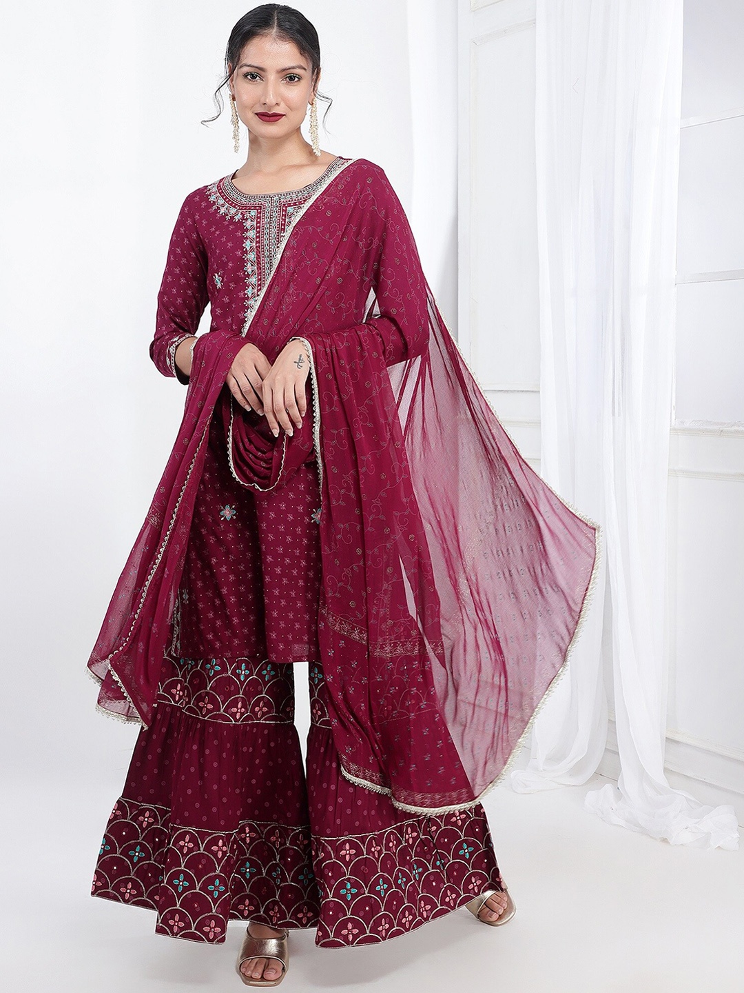 

Bani Women Floral Printed Regular Liva Kurta with Sharara & With Dupatta, Maroon