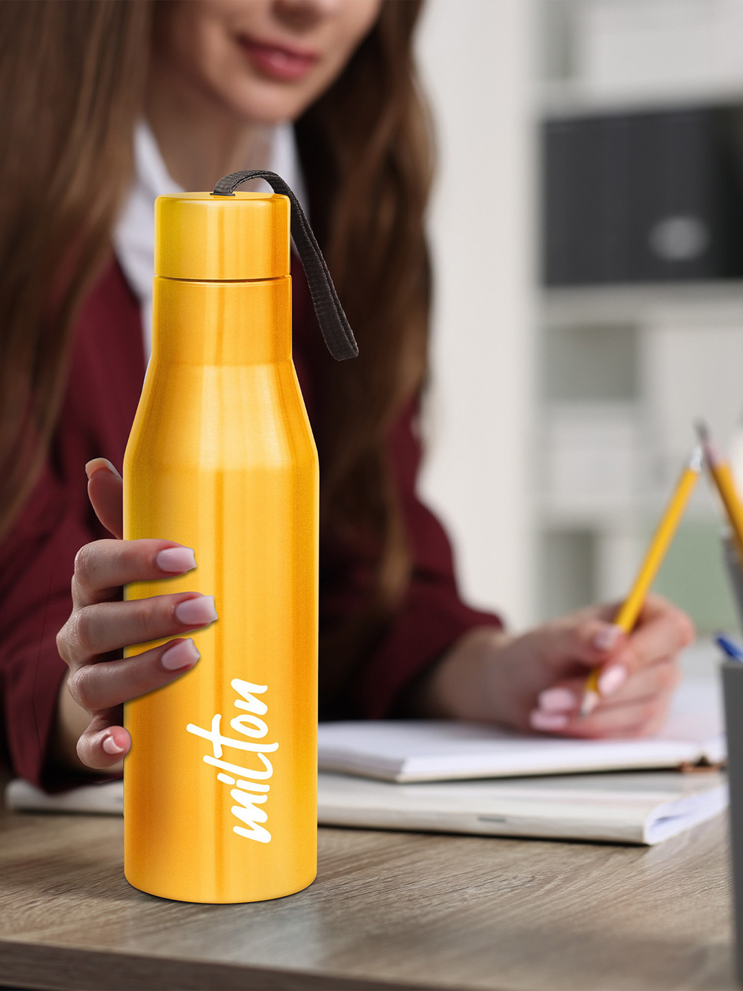 

Milton Yellow Super 1000 Single Walled Stainless Steel Water Bottle 1000 ml