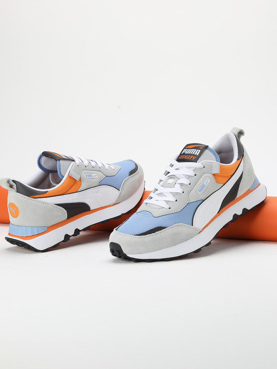 

Puma Unisex Rider Future Vintage Sneakers, Grey