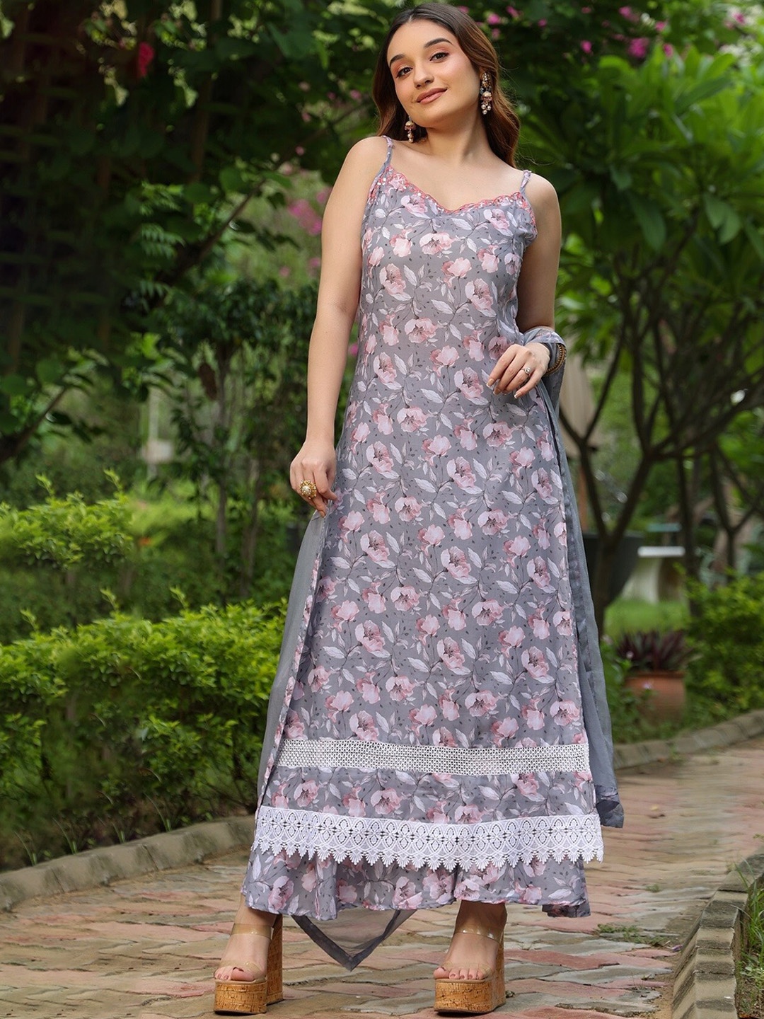 

PINKVILLE JAIPUR Shoulder Strap Neck Floral Printed Kurta & Palazzo With Dupatta, Grey