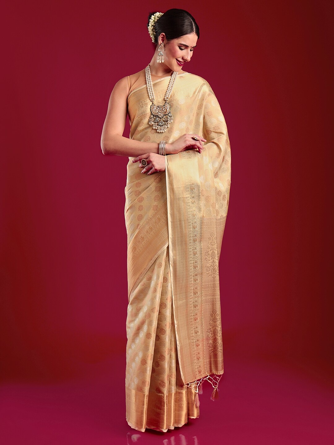 

MIMOSA Woven Design Zari Art Silk Kanjeevaram Saree, Cream