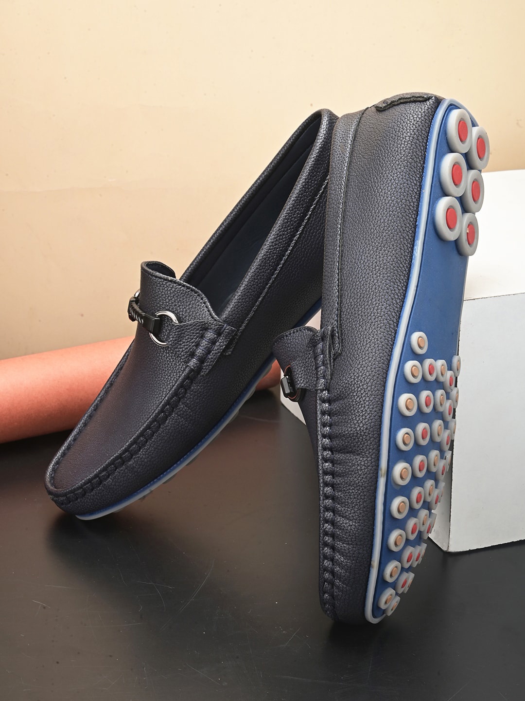 

FRANKROMELLO Men Textured Lightweight Slip-On Loafers, Navy blue