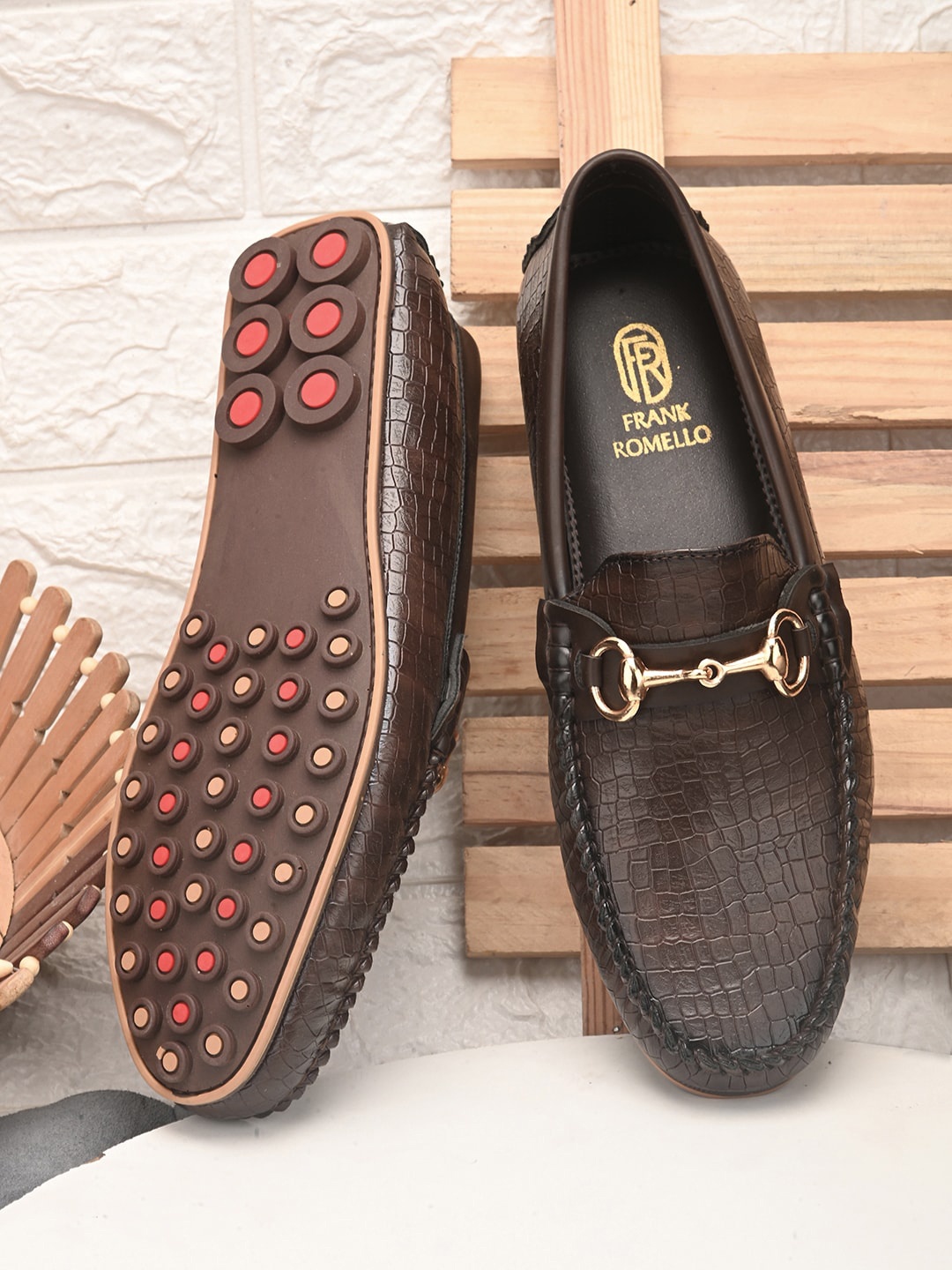

FRANKROMELLO Men Textured Lightweight Slip-On Loafers, Brown