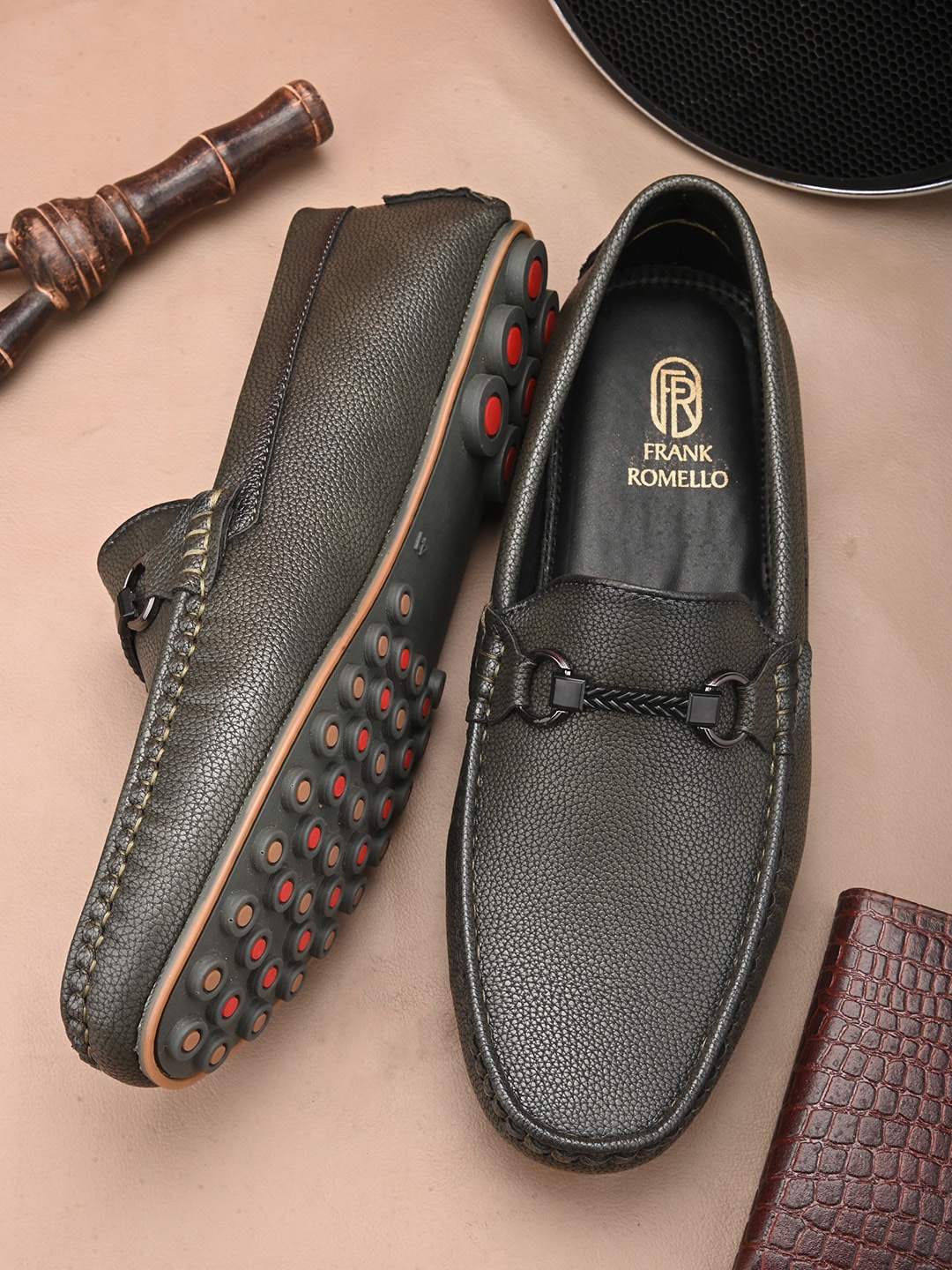 

FRANKROMELLO Men Textured Lightweight Slip-On Loafers, Olive