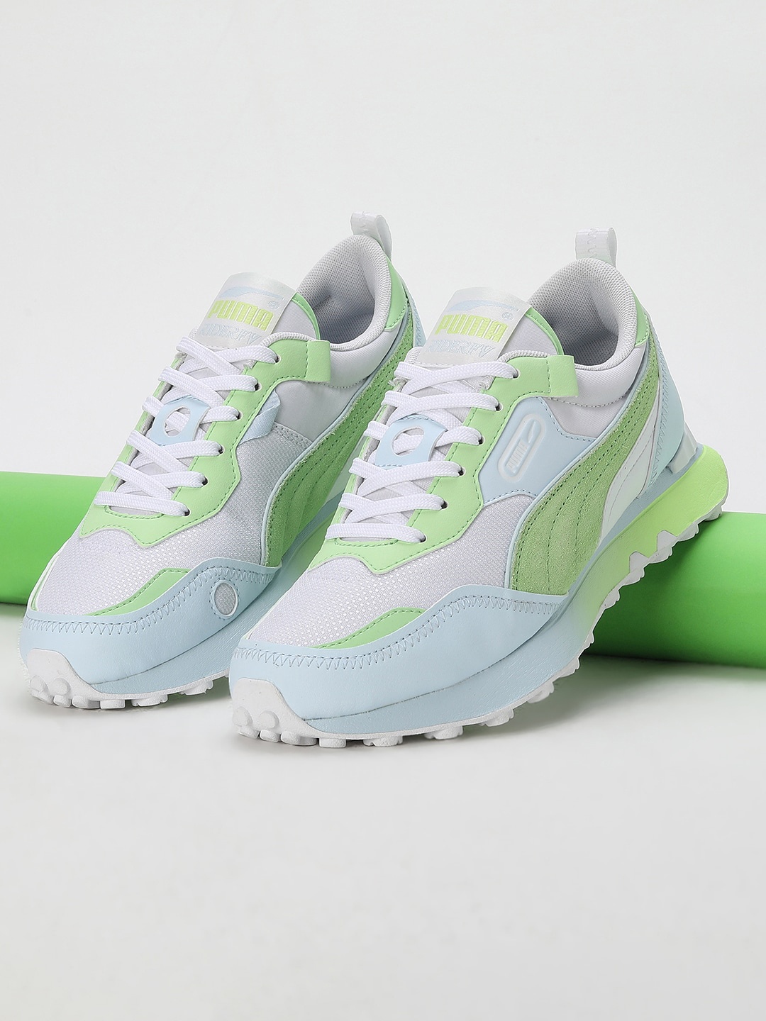 

Puma Women Rider FV Beach Days Sneakers, White