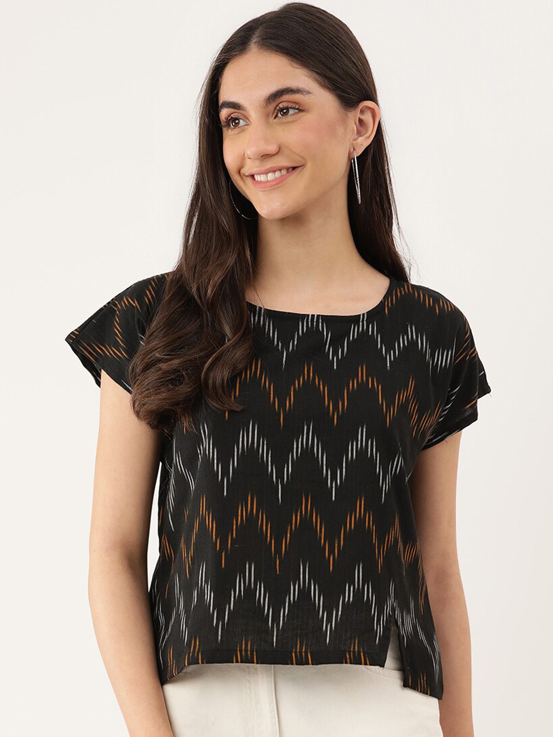 

Lokatita Ikat Printed Cotton Regular Top, Black