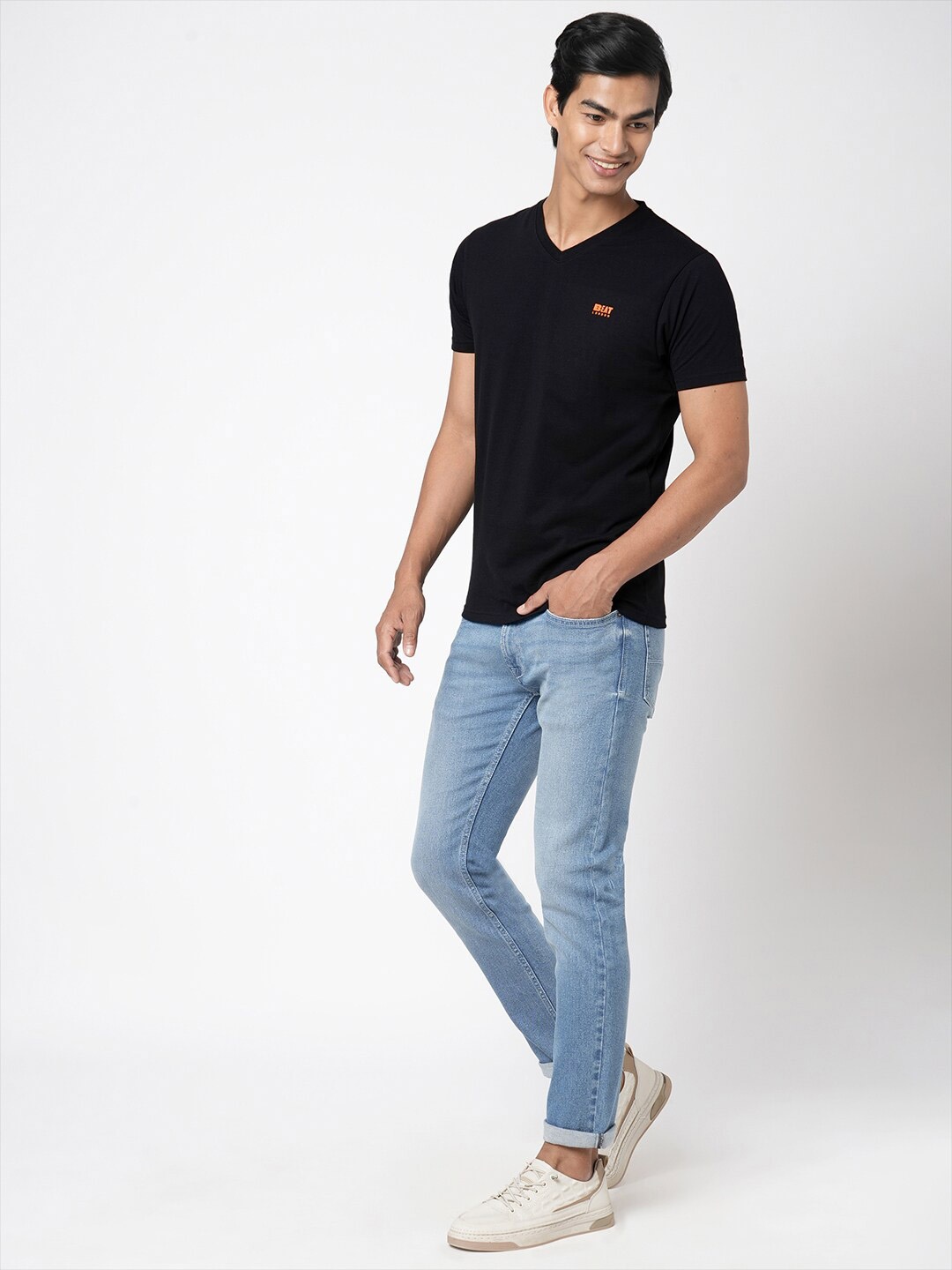 

BEAT LONDON by PEPE JEANS V-Neck Slim Fit Casual T-shirt, Black