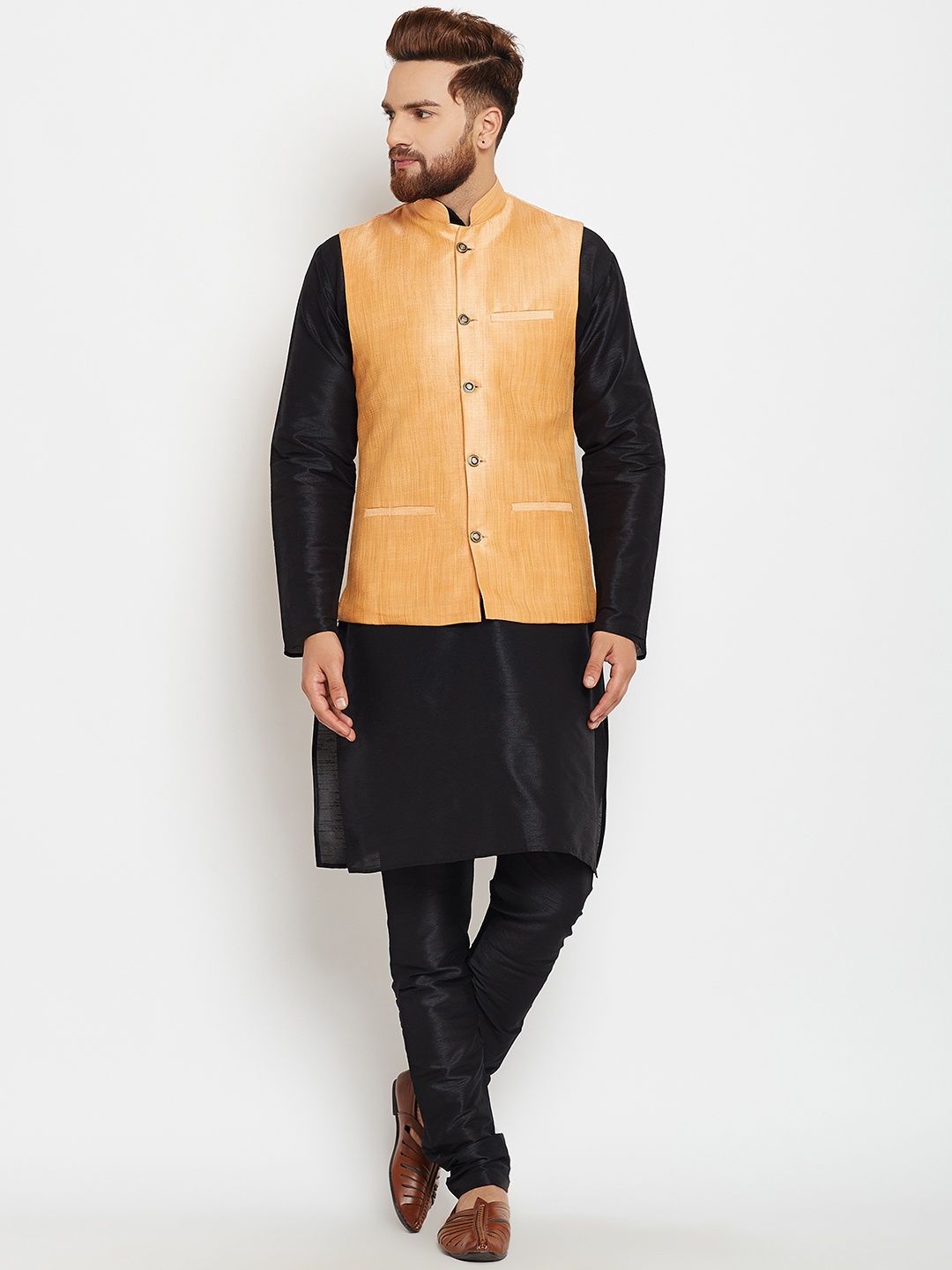 

SOJANYA Men Black & Beige Solid Kurta with Pyjamas