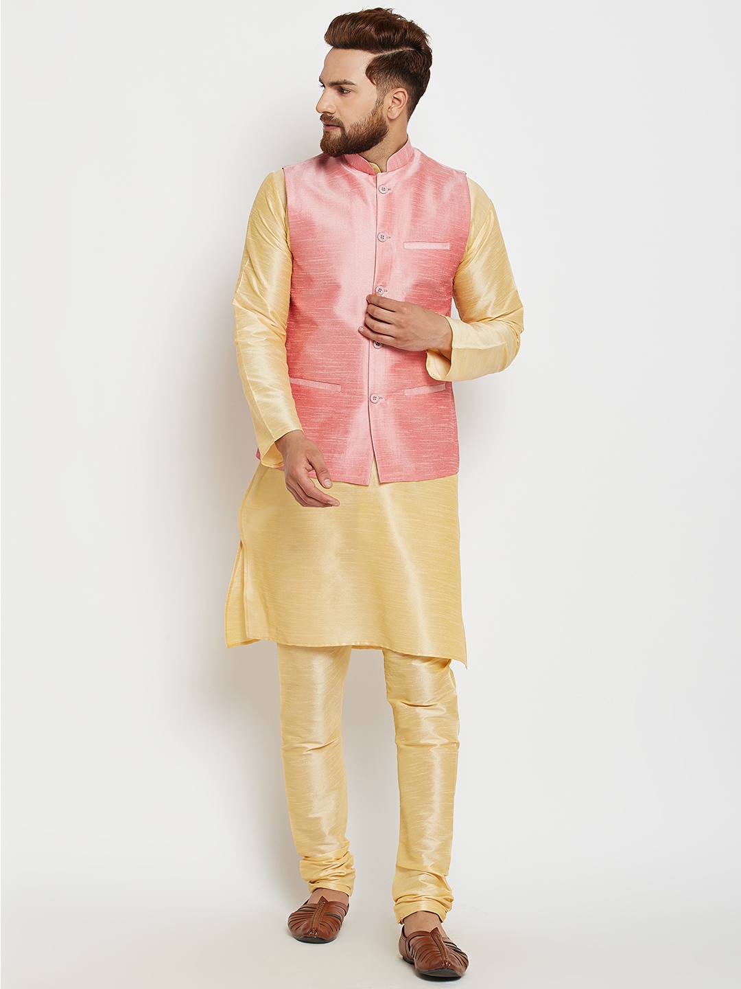 

SOJANYA Men Gold-Toned & Pink Solid Kurta with Churidar