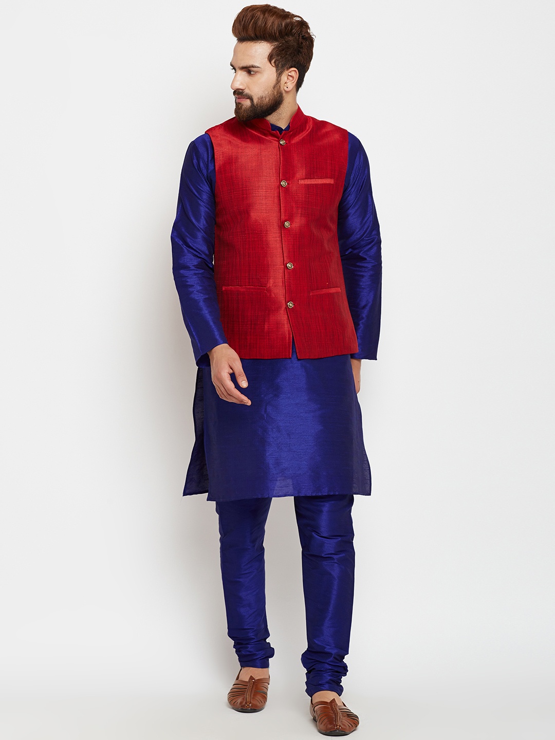 

SOJANYA Men Blue & Maroon Self-Design Kurta with Churidar and Nehru Jacket