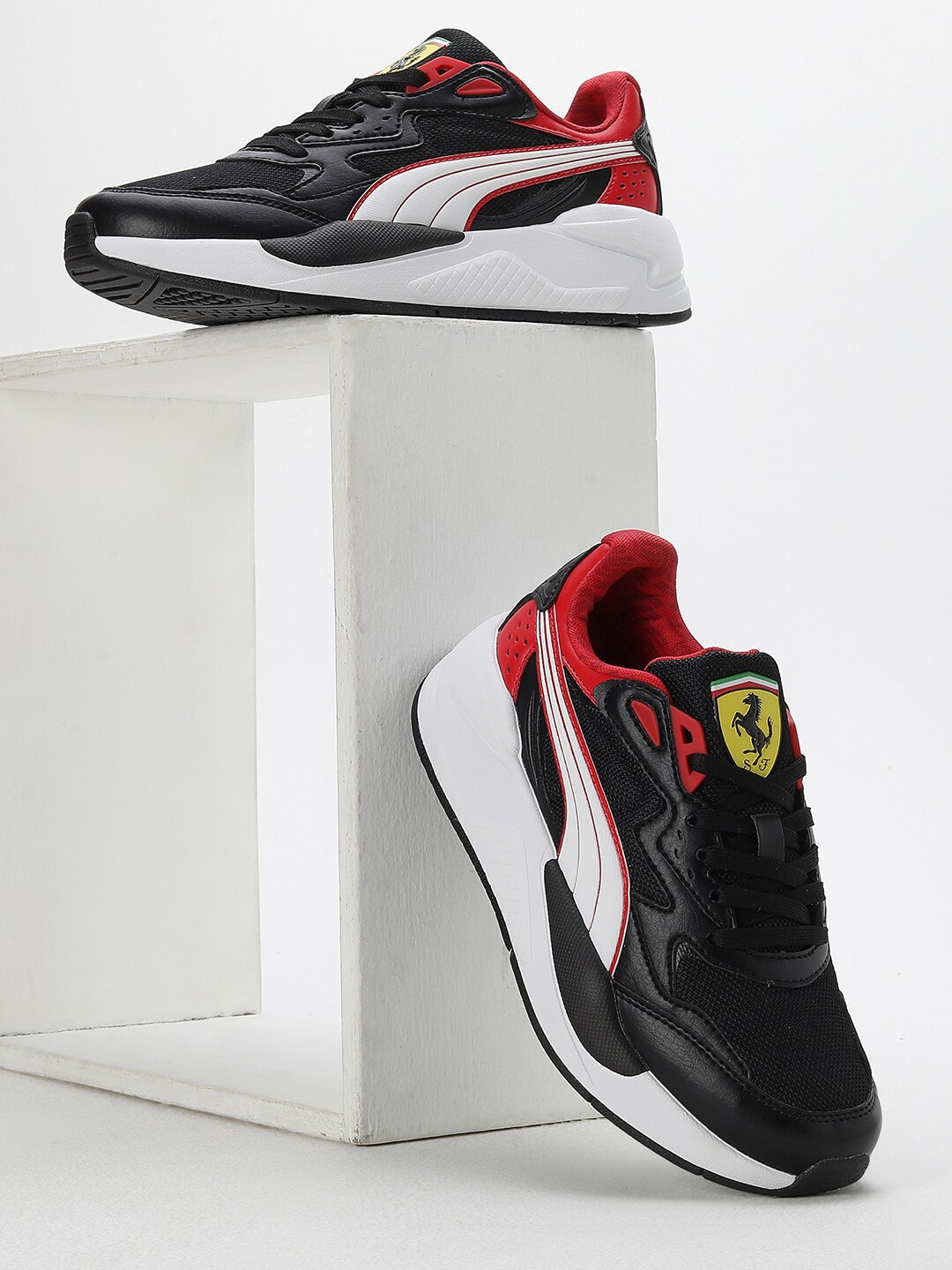 

PUMA Motorsport Kids Scuderia Ferrari X-Ray Speed Youth Sneakers, Black