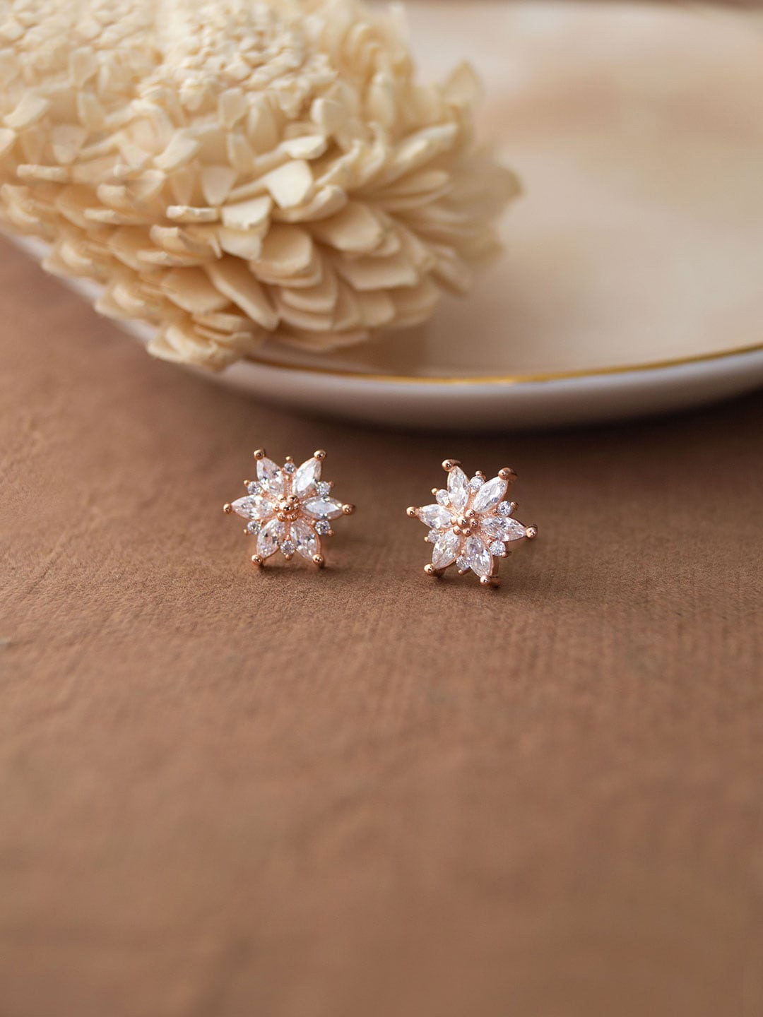 

MANNASH Rose Gold Plated Sterling Silver Diamond Shaped Studs Earrings