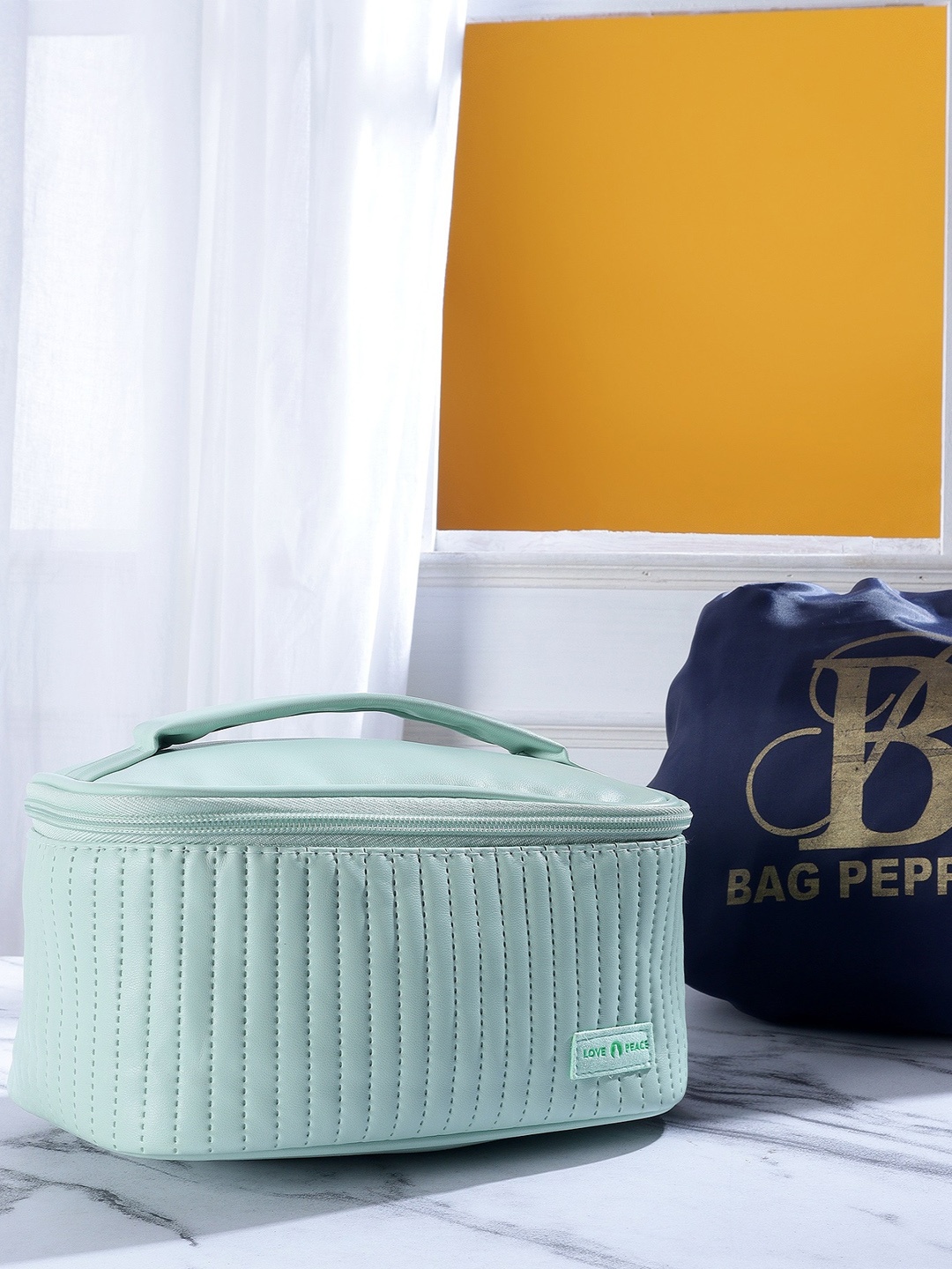 

Bag Pepper Textured Cosmetic Storage Pouch, Sea green