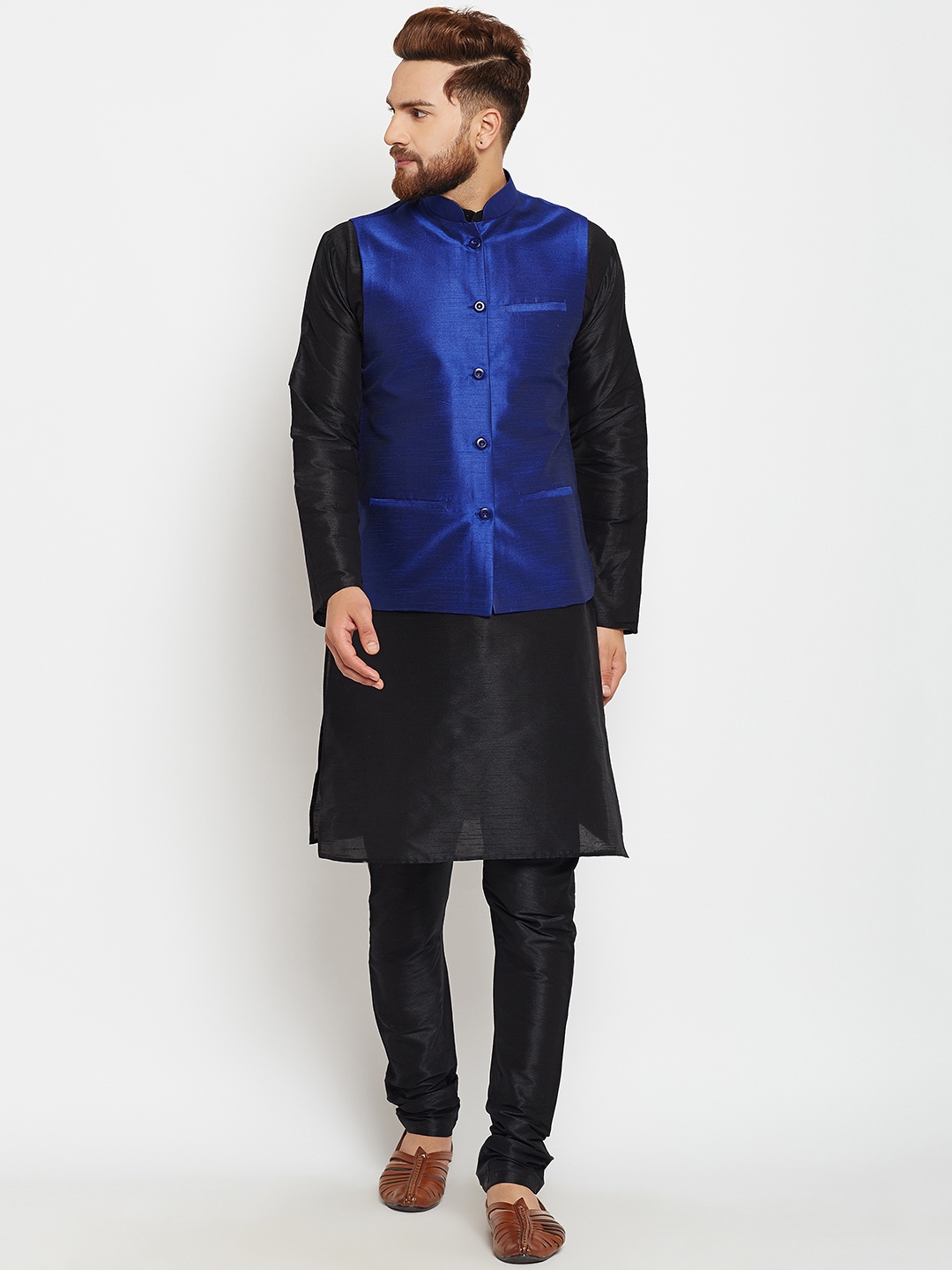 

SOJANYA Men Black & Blue Self Design Kurta with Pyjamas