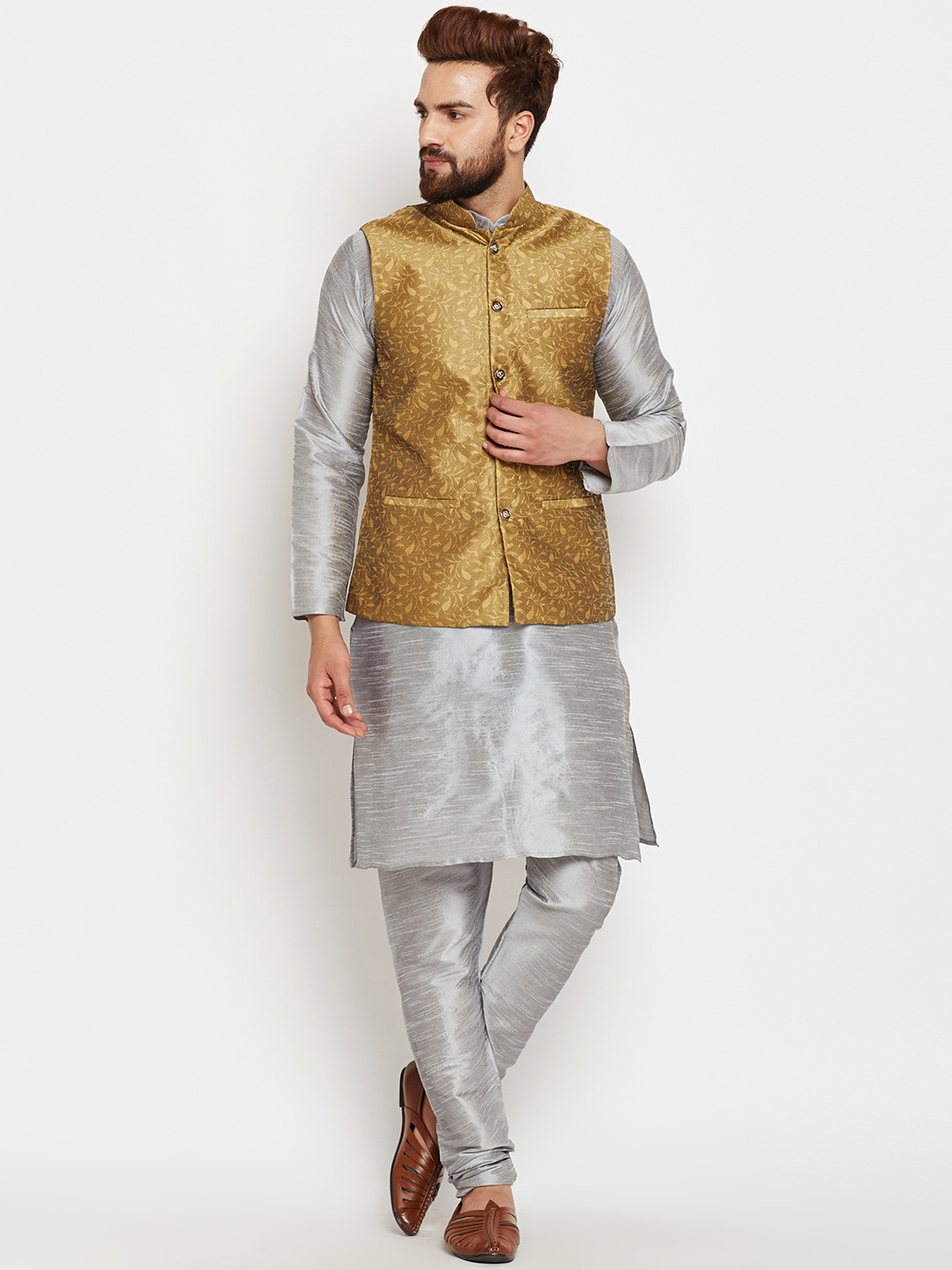 

SOJANYA Men Grey & Gold-Toned Self Design Kurta Pyjamas with Nehru Jacket