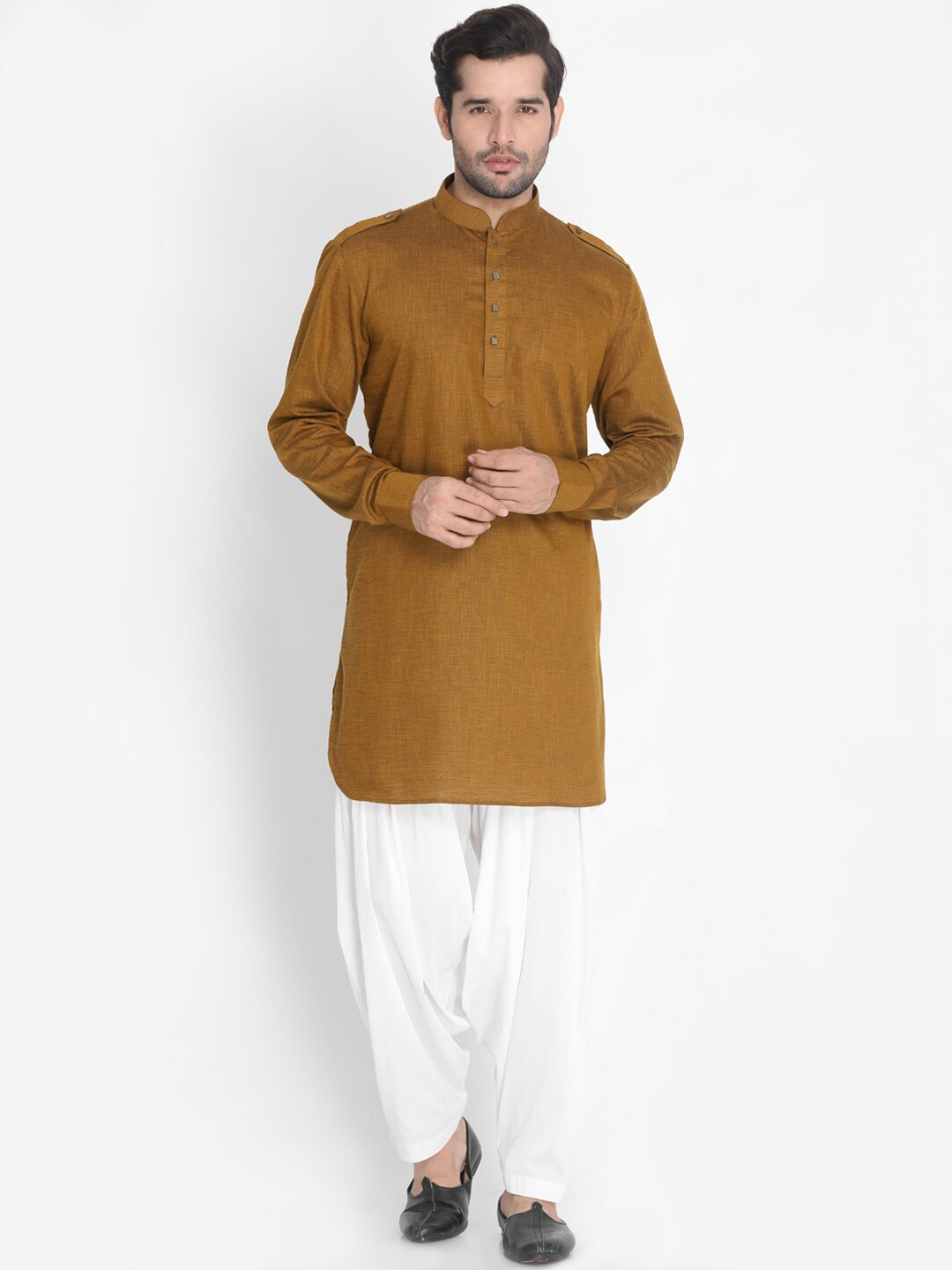 

VASTRAMAY Mandarin Collar Pathani Kurta With Patiala, Coffee brown