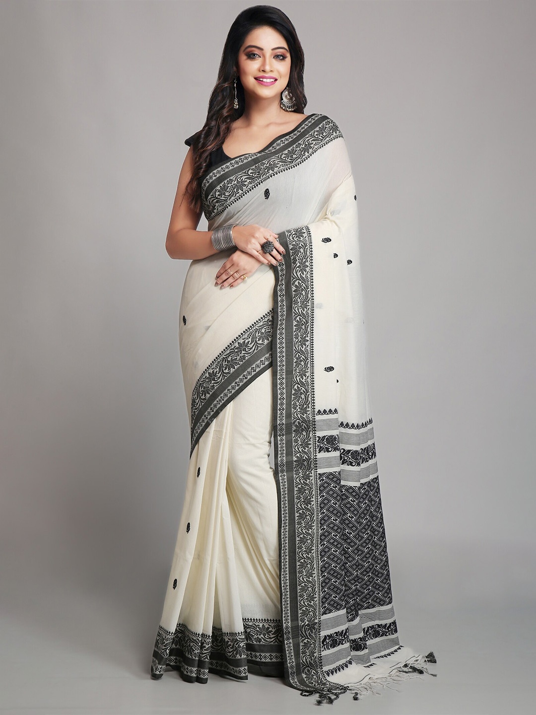 

WoodenTant Ethnic Motifs Woven Design Pure Cotton Khadi Saree, White