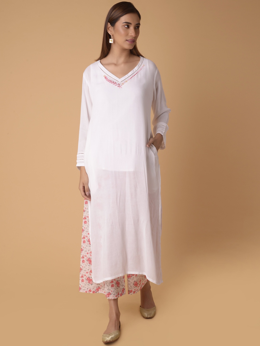 

PINKSKY V-Neck Thread Work Cotton Kurta, White