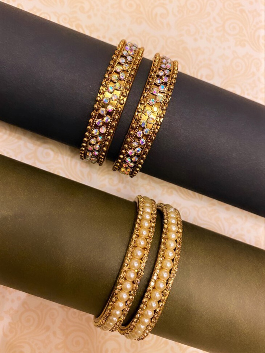 

ATIBELLE Set Of 4 Gold-Plated Bangles