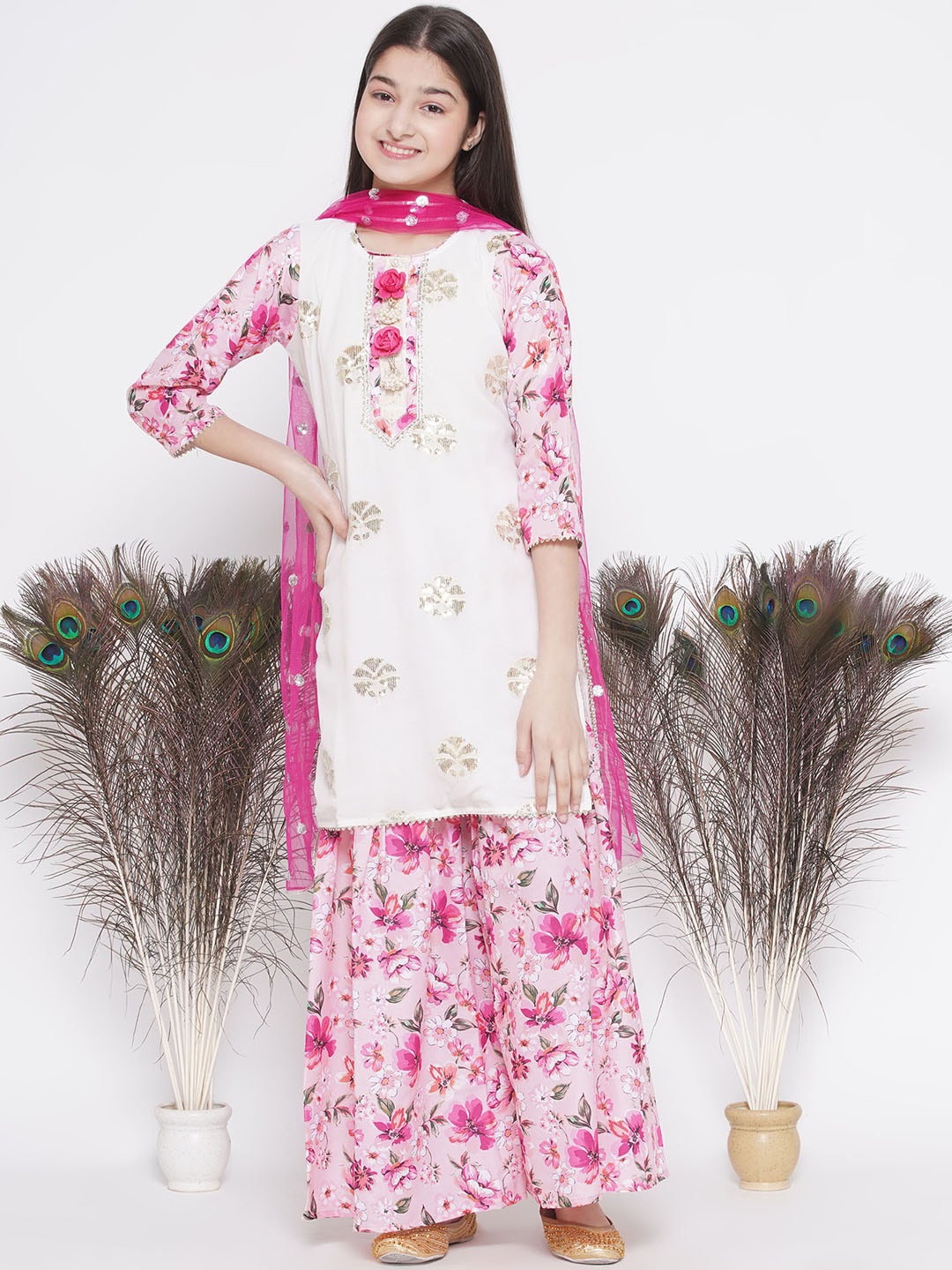 

Little Bansi Girls Floral Printed Sequinned Regular Kurta With Sharara & Dupatta, White