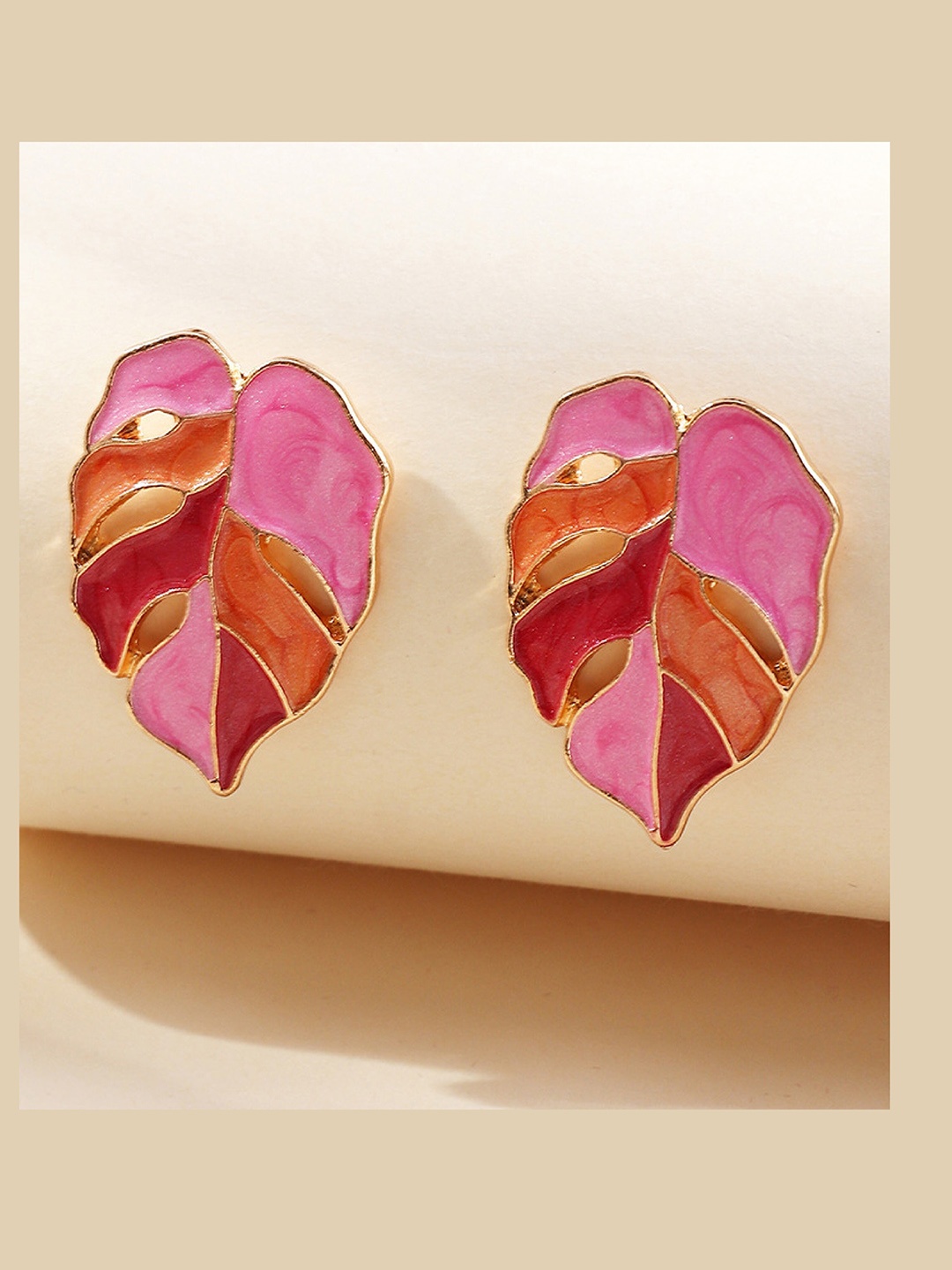 

EL REGALO Contemporary Studs Earrings, Pink