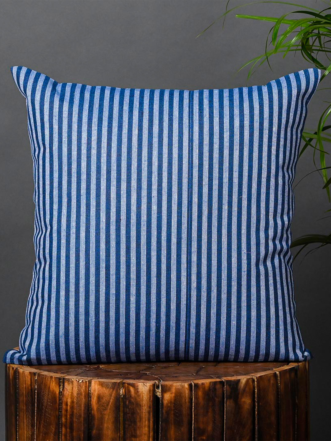 

OUSSUM Blue 5-Pieces Striped Cotton Square Cushion Covers