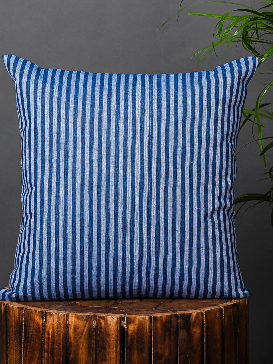 

OUSSUM Blue 5-Pieces Striped Cotton Square Cushion Covers